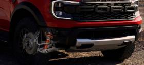 Η ανάρτηση του νέου Ford Ranger Raptor ισοπεδώνει τα πάντα.