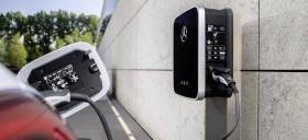 EQ Power: Τα μοντέλα Plug-in hybrid προσφέρουν τα οφέλη της ηλεκτροκίνησης στις καθημερινές μετακινήσεις