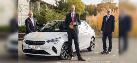 Το Νέο Ηλεκτρικό Opel Corsa-e Κέρδισε το “Χρυσό Τιμόνι 2020”